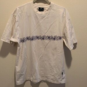 Newport Blue Mens Tee. Pre owned in excellent Cond​​​​​​​​​​​​​​​​​​​​​